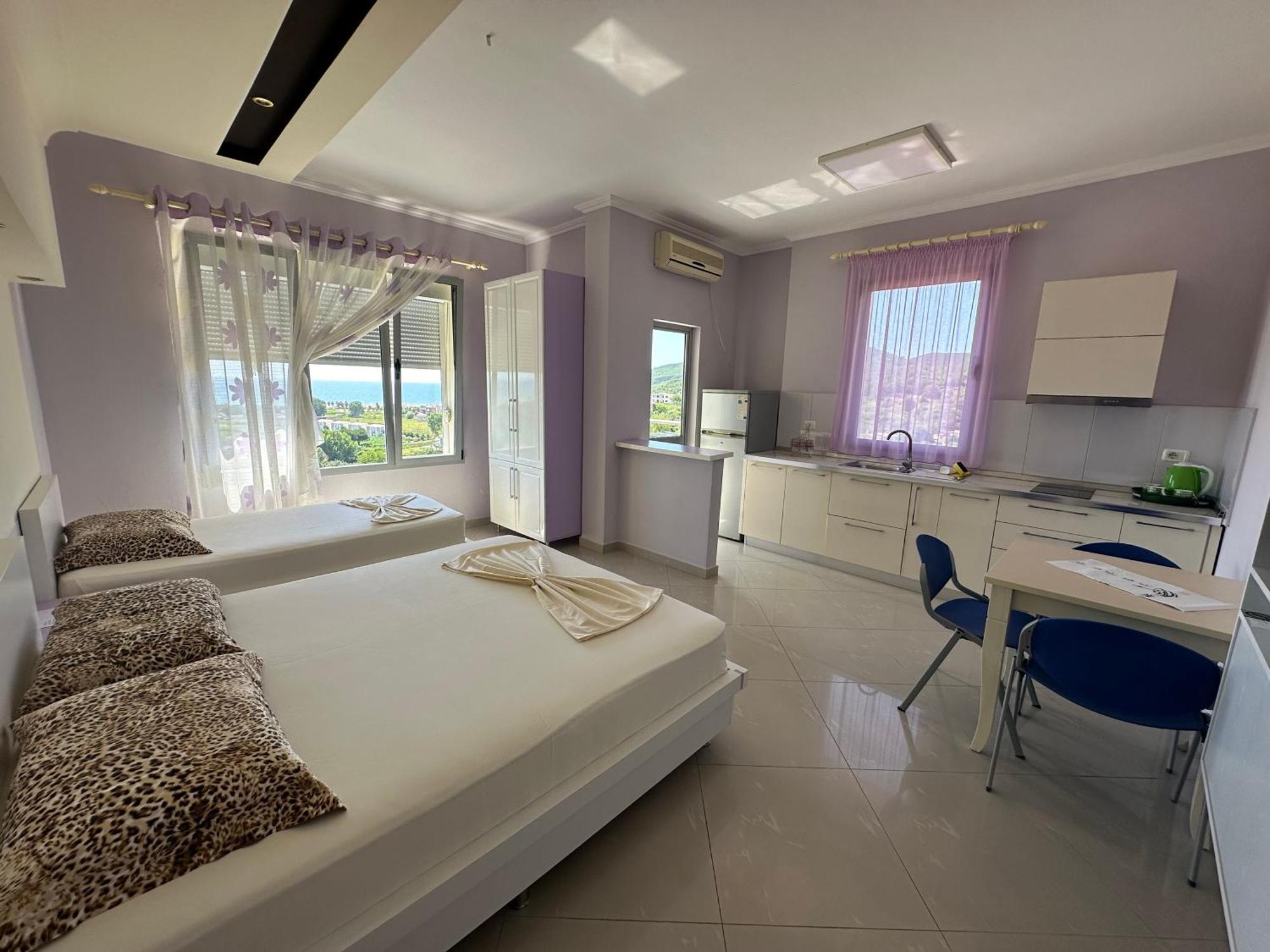 Mega Apartment